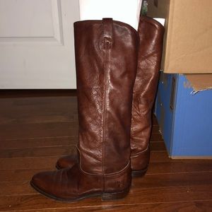 Beautiful, authentic Frye boots